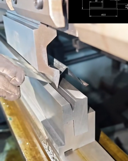 V compound die with side hemming function for press brake tooling