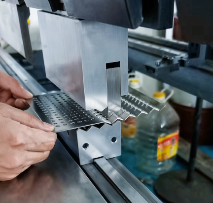 press brake tooling for stainless steel and aluminum bending